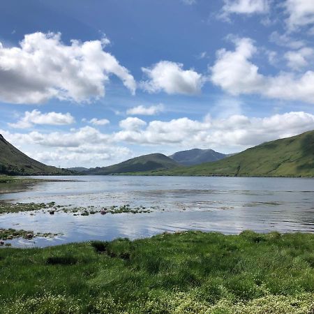 Bruion Connemara Apartment Cleggan Екстериор снимка