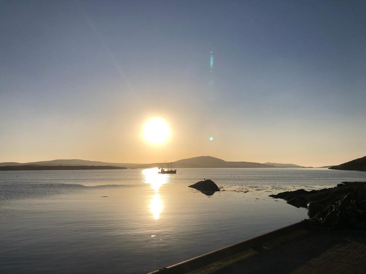 Bruion Connemara Apartment Cleggan Екстериор снимка