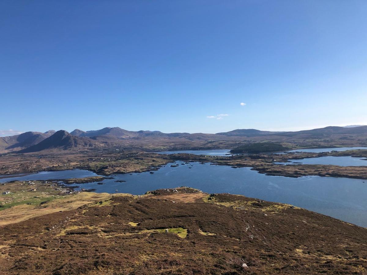 Bruion Connemara Apartment Cleggan Екстериор снимка